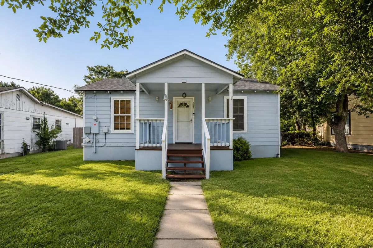 515 Wyeth St, Taylor, TX 76574 - #1