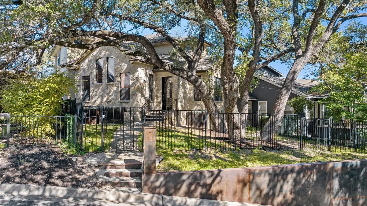 1018 Harwood Pl, Austin, TX 78704 - #1