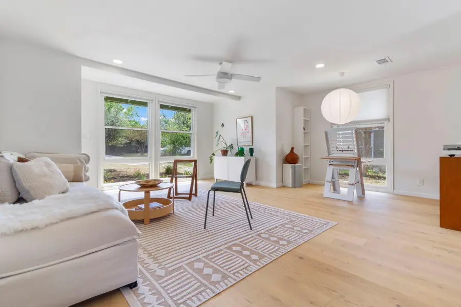 1610 Corona Dr, Austin, TX 78723 - #2