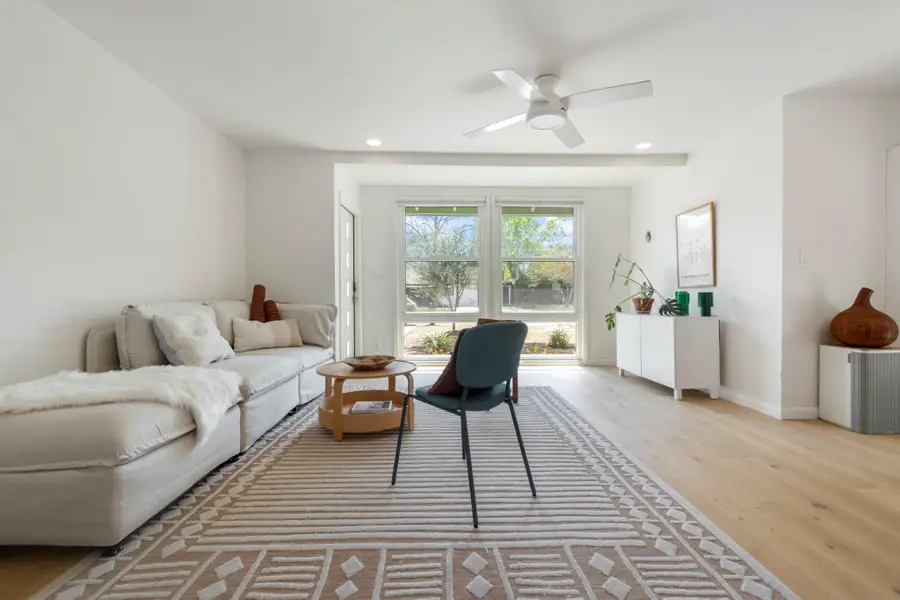 1610 Corona Dr, Austin, TX 78723 - #3