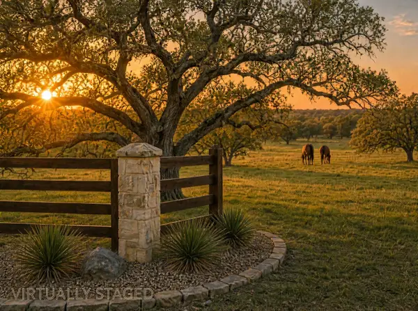 415 E Bartlett Dr, Buda, TX 78610