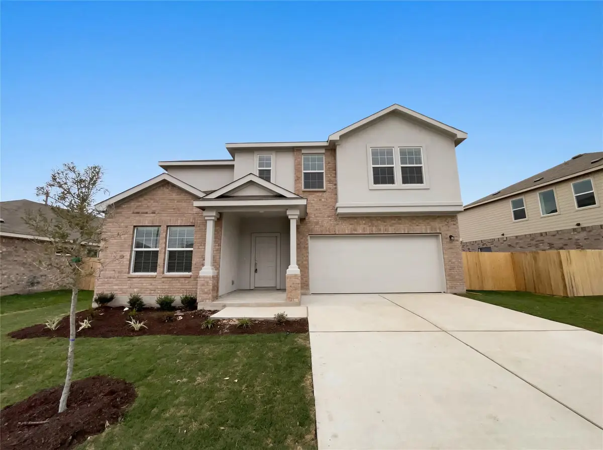 501 Vantage Dr, Hutto, TX 78634 - #1