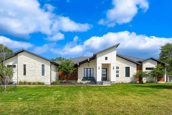 200 Quarter Horse Ln, Driftwood, TX 78619