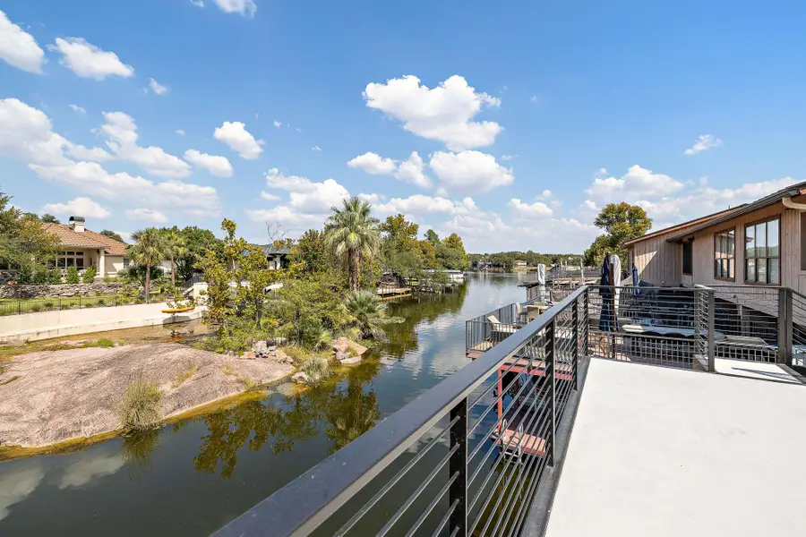 701 Hi Circle North Dr #B, Horseshoe Bay, TX 78657 - Image #3