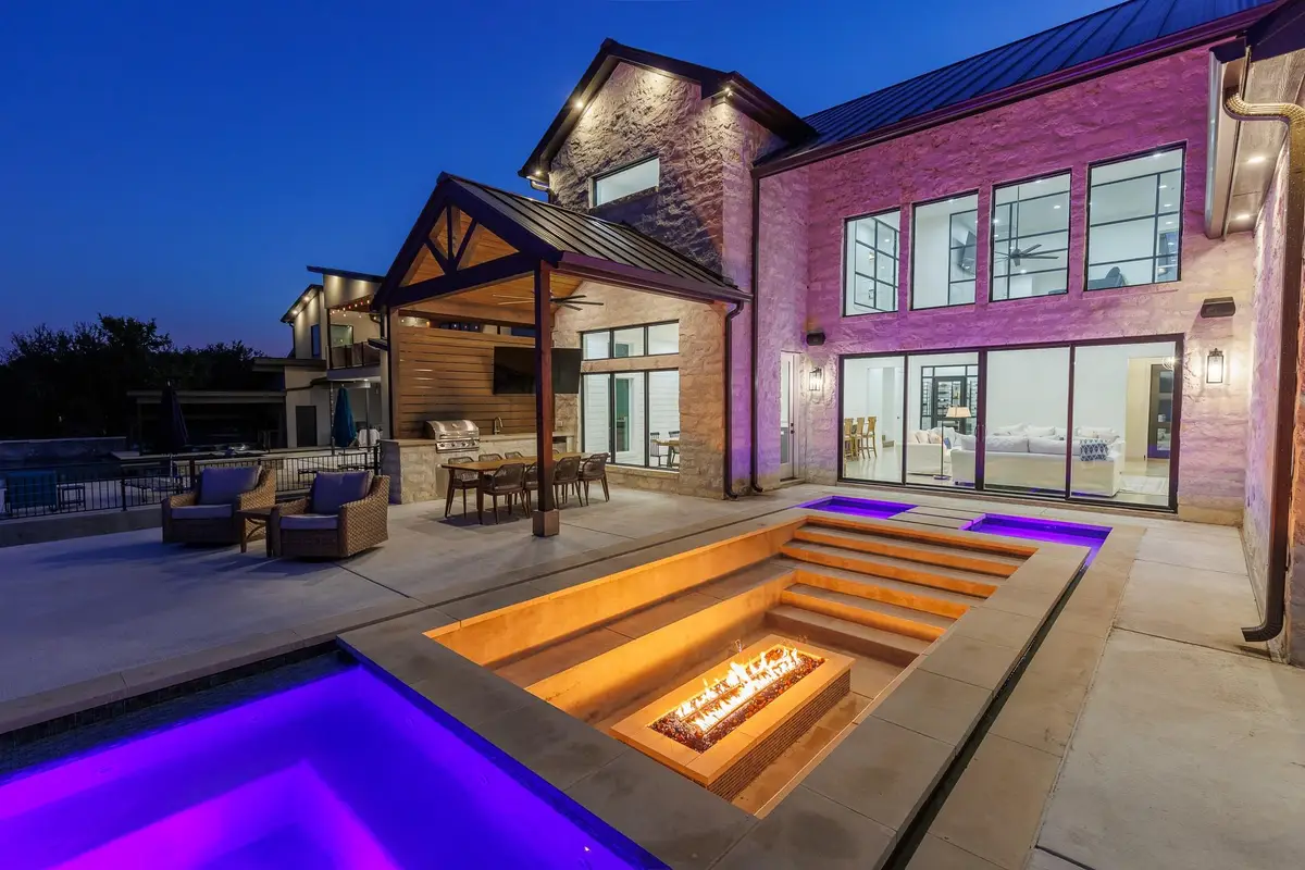 241 Lazy Oaks Ln, Kingsland, TX 78639 - Image #1