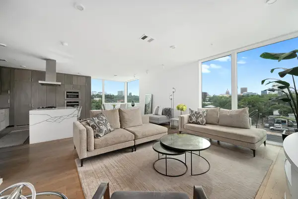 1010 W 10th St #302, Austin, TX 78703