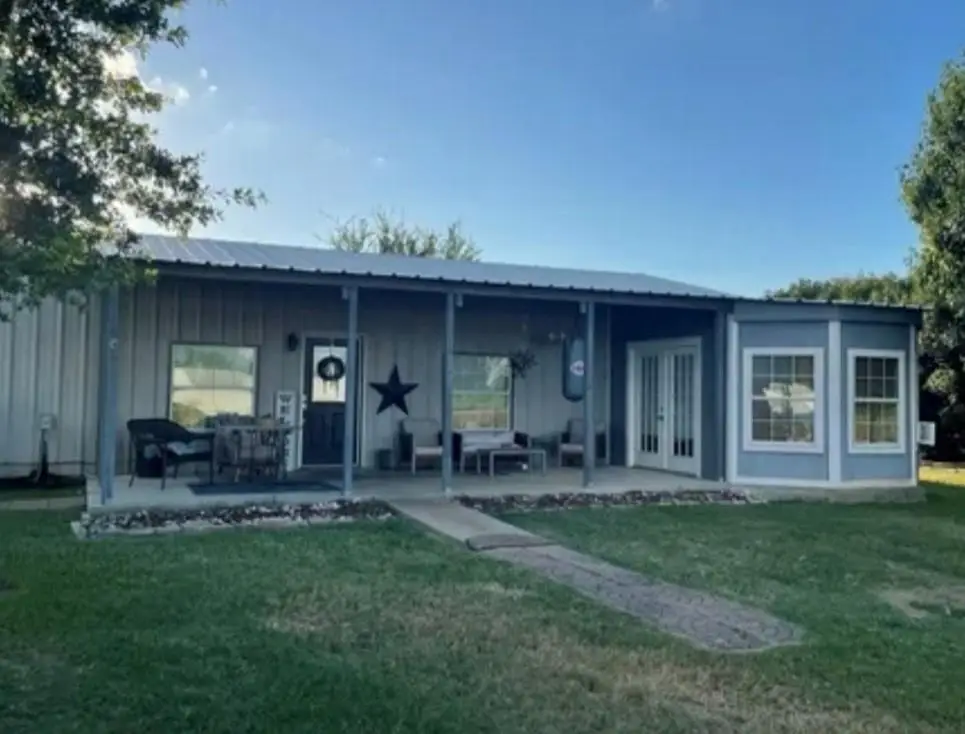 616 S Rockdale St, Lexington, TX 78947 - Image #1