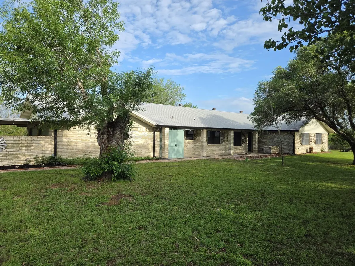 5953 Fm 141, Ledbetter, TX 78946 - #1
