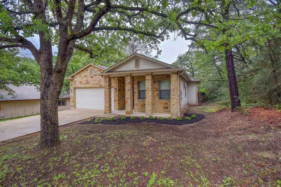 105 S Kaupo Dr, Bastrop, TX 78602 - #3
