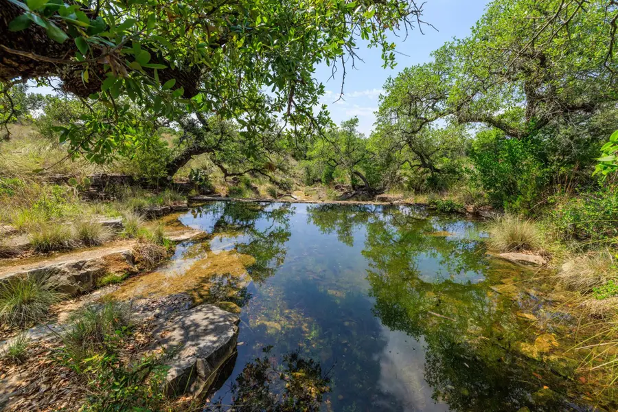 611 Weddle Rd, Johnson City, TX 78636 - #2