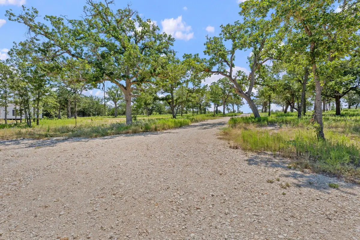 1385 Pettytown Rd, Dale, TX 78616 - #1