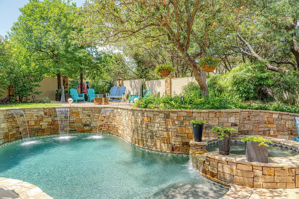 3 Applegreen Ct, The Hills, TX 78738 - Image #1