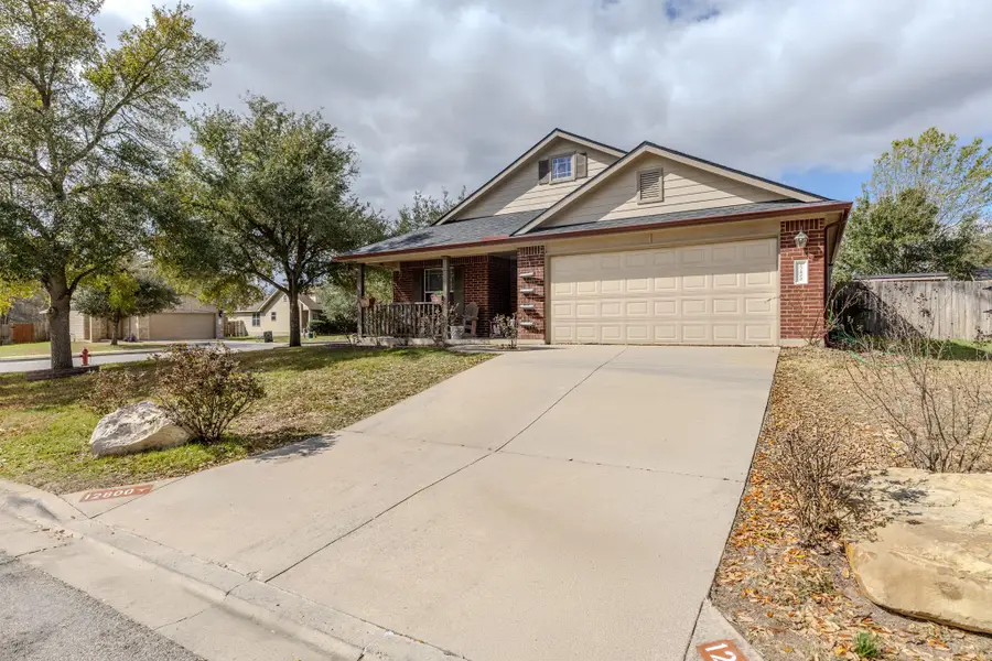12800 Starbrimson Trl, Elgin, TX 78621 - #3