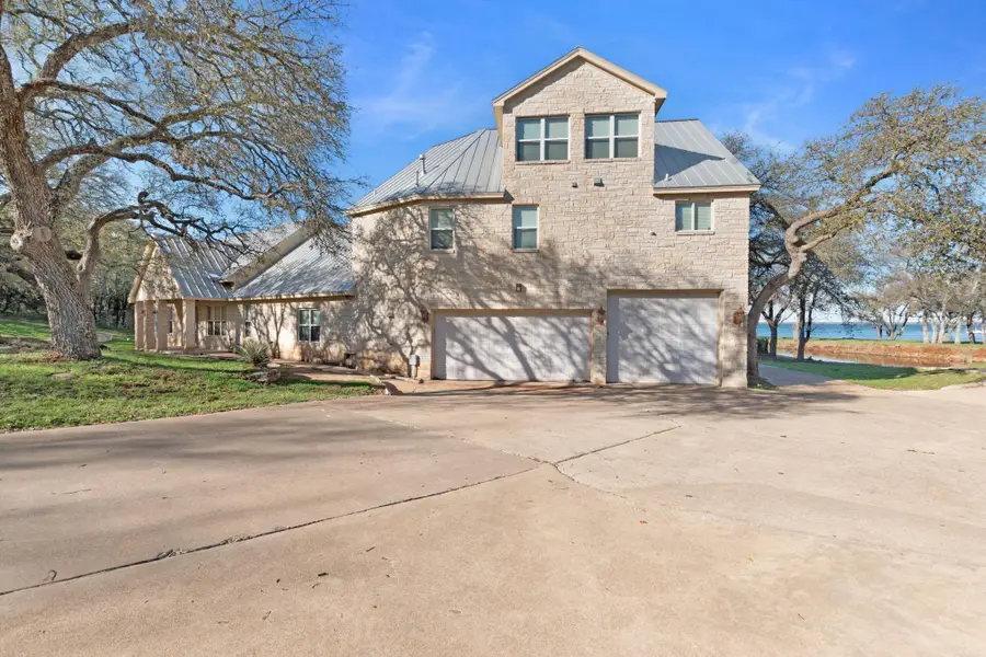 101 Kelly Emeralds Rd, Burnet, TX 78611 - #2
