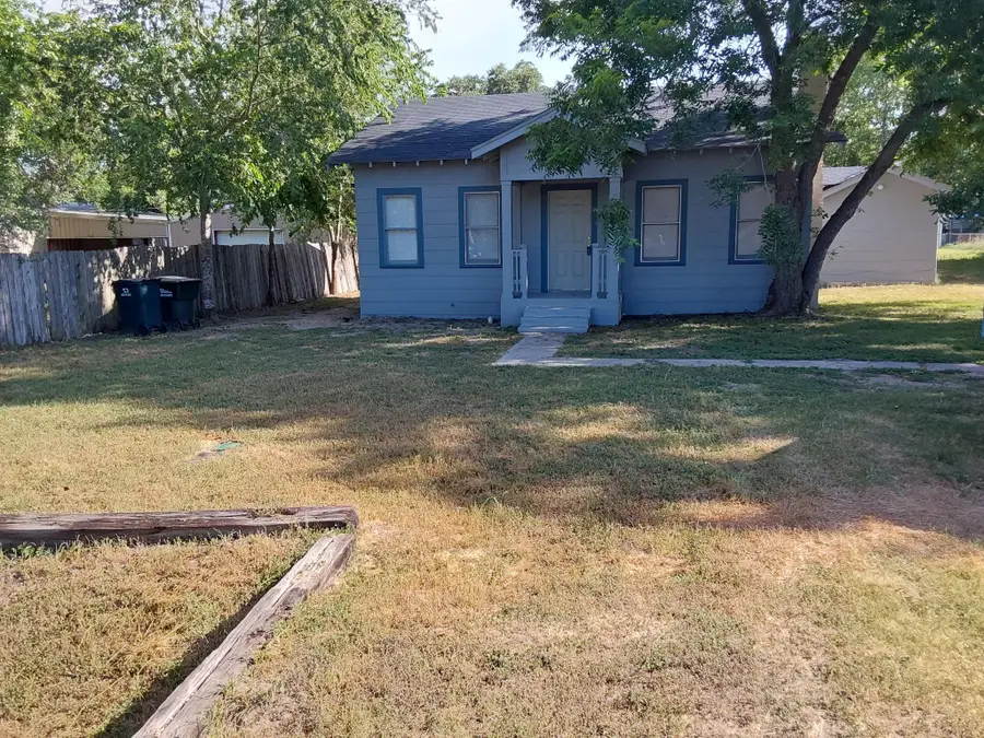 513 San Marcos Highway, Luling, TX 78648 - #2