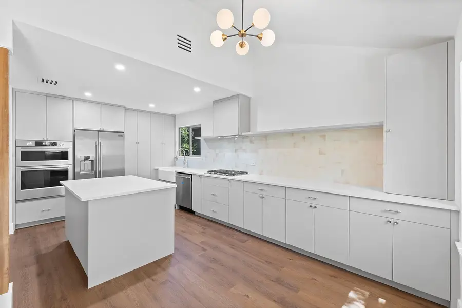 3609 Oak Creek Dr, Austin, TX 78727 - #2