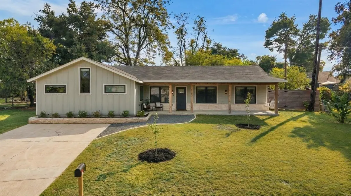 6703 Duquesne Dr, Austin, TX 78723 - #1