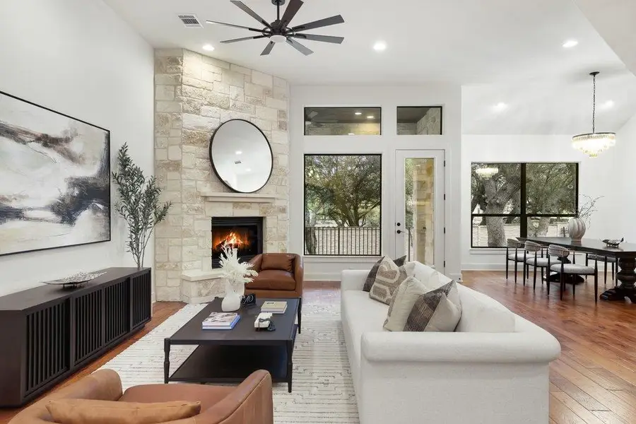 22 Cottondale Rd, The Hills, TX 78738 - #3