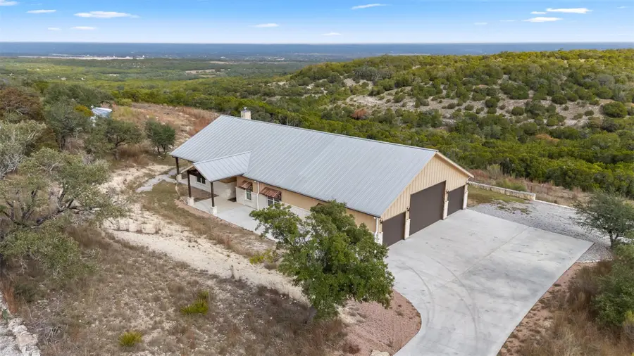 427 S Cedar Mountain Dr, Marble Falls, TX 78654 - Image #3
