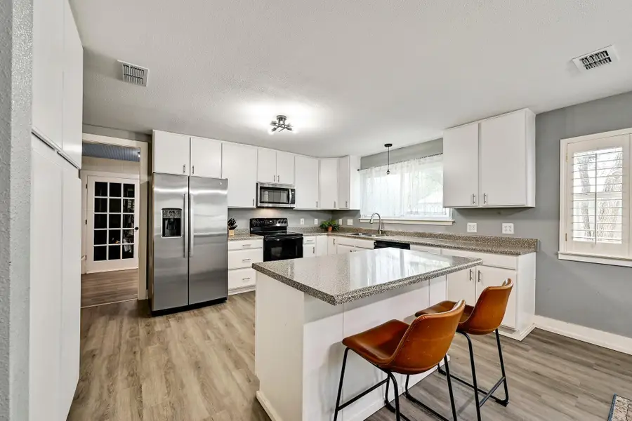 12501 Preece Dr, Austin, TX 78729 - #3
