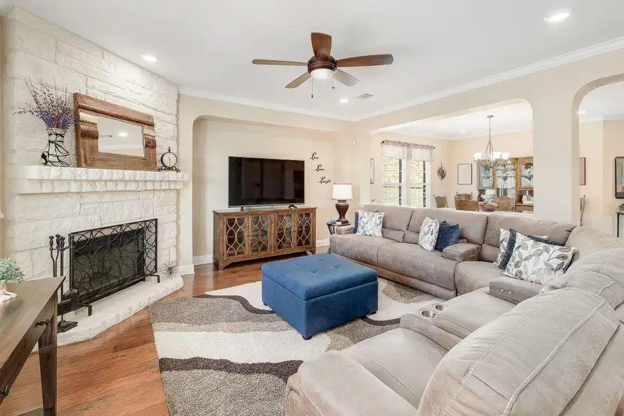 646 Landon Samuel Loop, Pflugerville, TX 78660 - #2