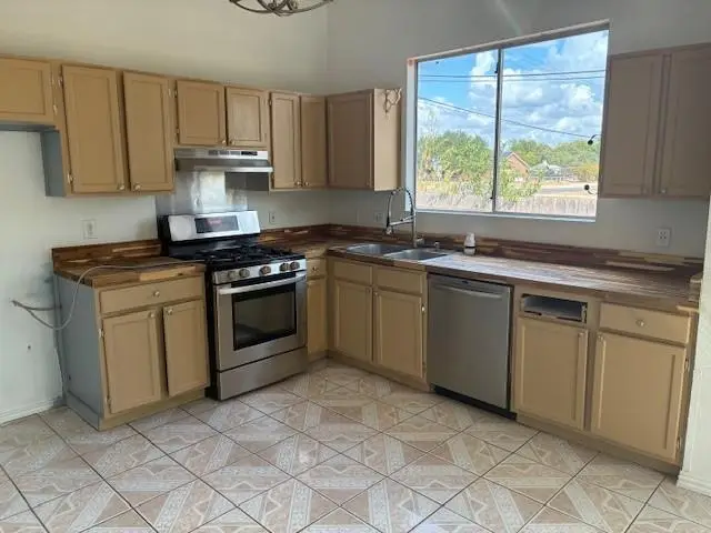 16507 Edgemere Dr, Pflugerville, TX 78660 - Image #3