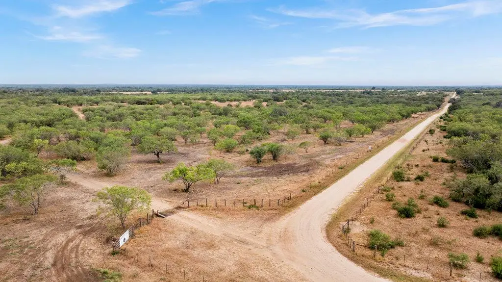 5 Cr 171, Nixon, TX 78140 - #1