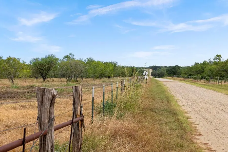 5 Cr 171, Nixon, TX 78140 - #3