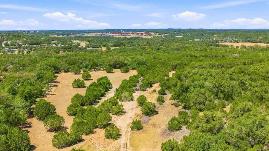 640 Sycamore Creek Dr, Dripping Springs, TX 78620 - #2