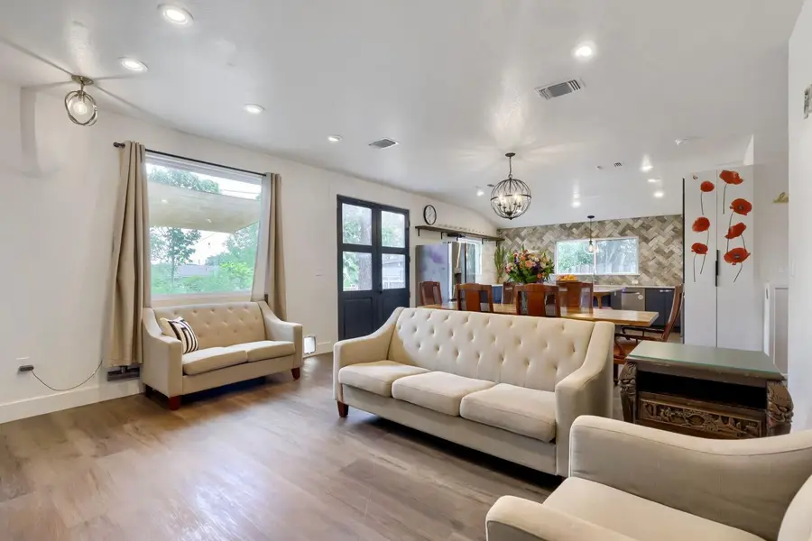 205 Rowland Dr, Austin, TX 78745 - #3