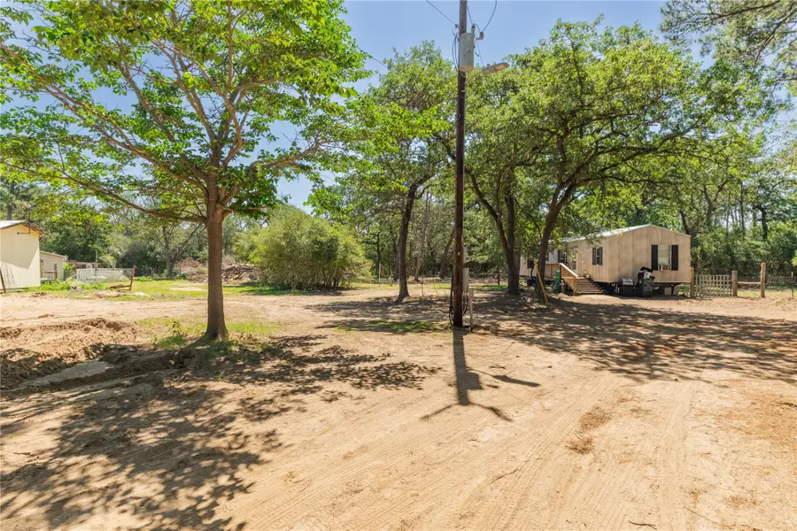 224 Pine Valley Dr, Paige, TX 78659 - #3