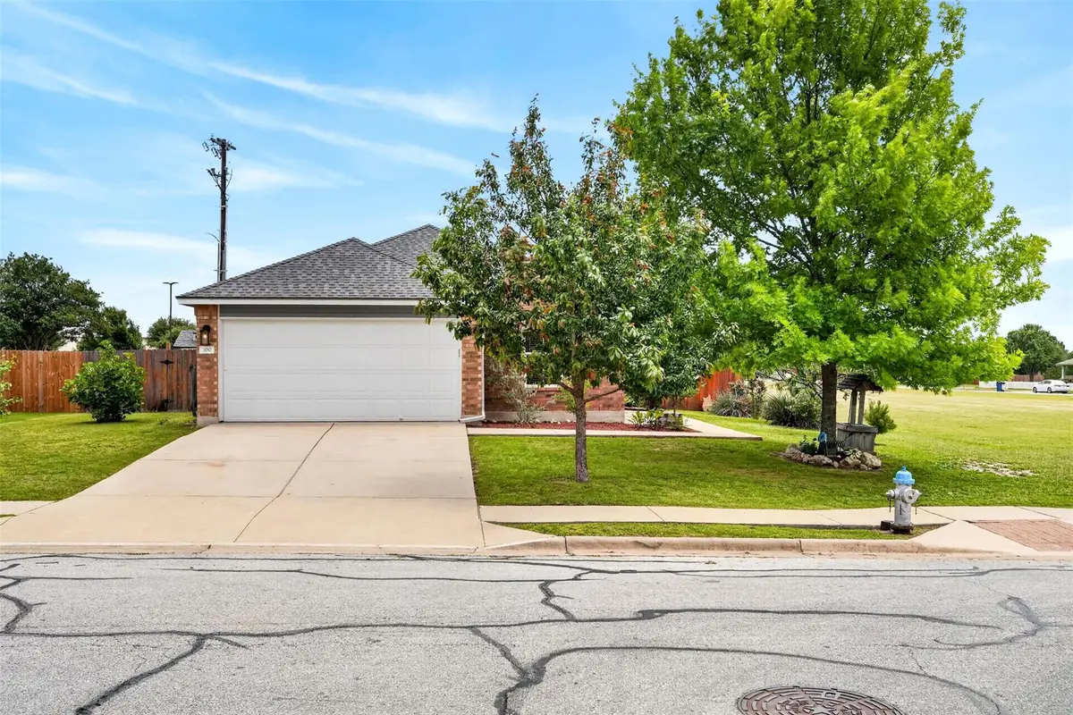 300 Wimberley St, Hutto, TX 78634 - #1