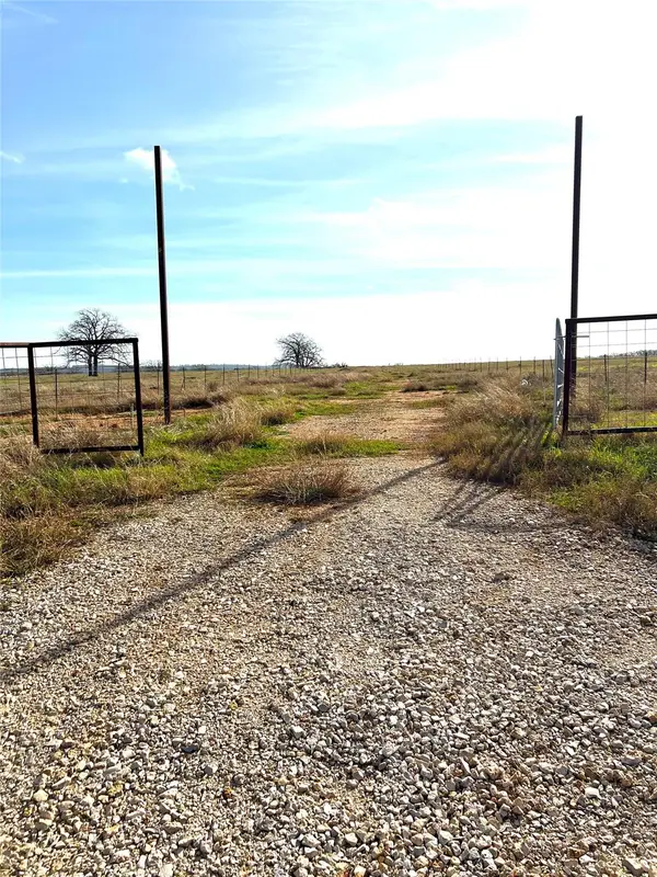 5165 Tenney Creek Rd, Luling, TX 78648