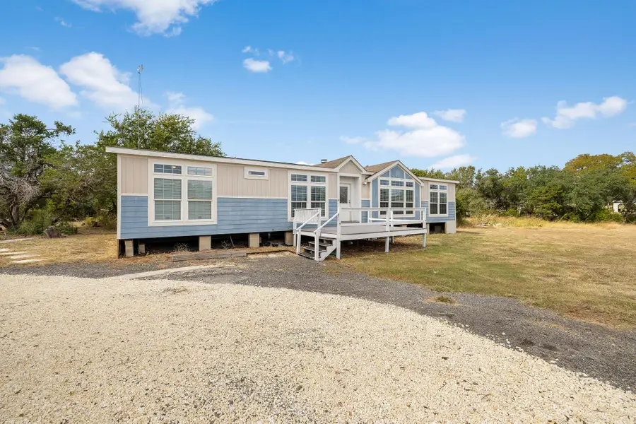 960 County Road 323a, Liberty Hill, TX 78634 - Image #2