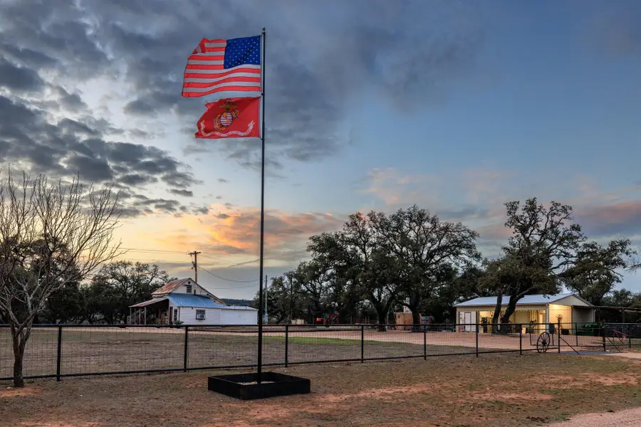 888 Dietrich Rd, Fredericksburg, TX 78624 - #3