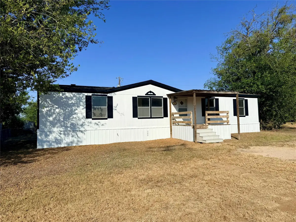 414 Avenue F, Lexington, TX 78947 - #1