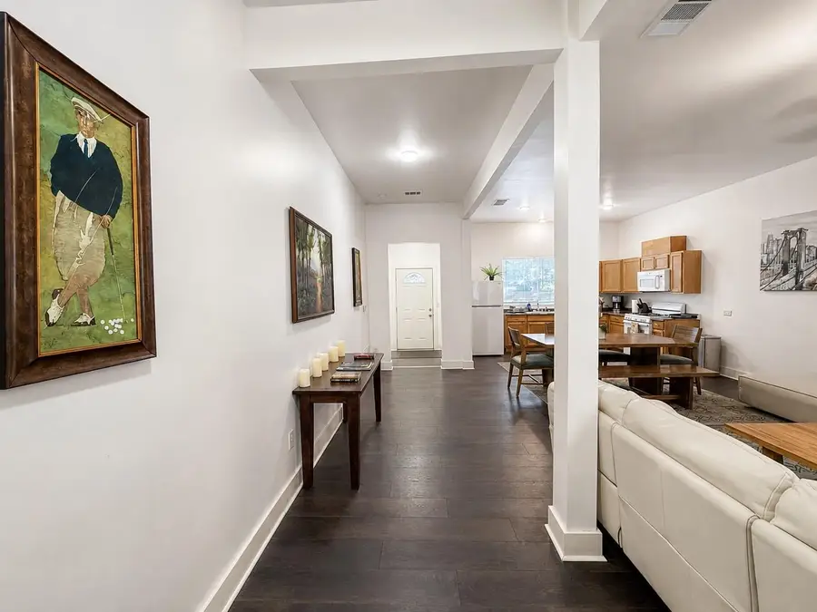 907 E 3rd St, Austin, TX 78702 - #3