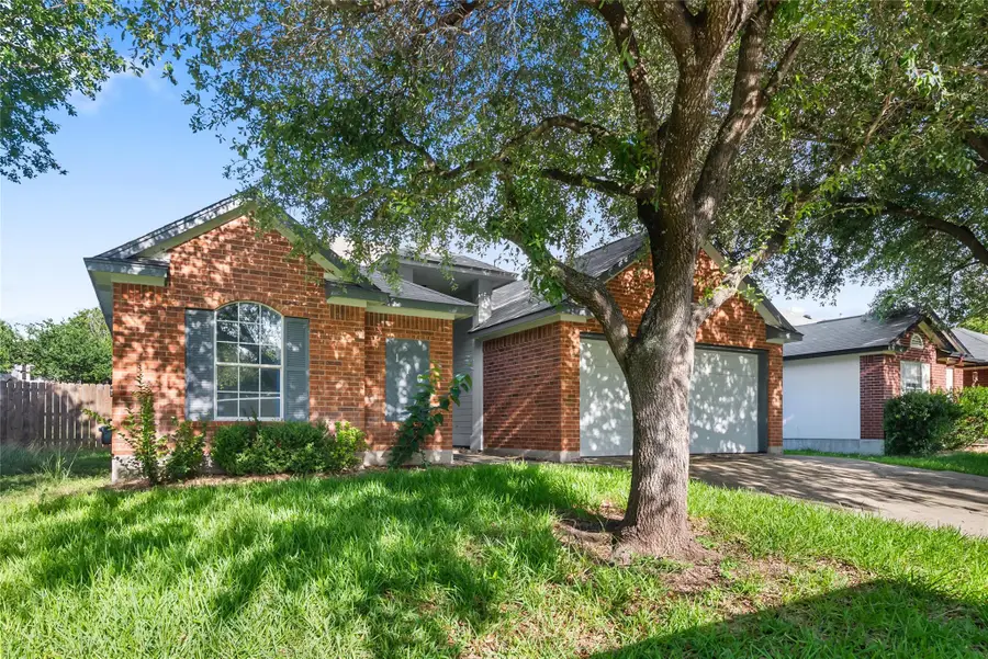 110 Estate Cv, Hutto, TX 78634 - #3