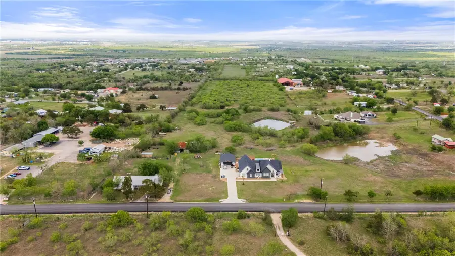 8802 Evelyn Rd, Buda, TX 78610 - #2