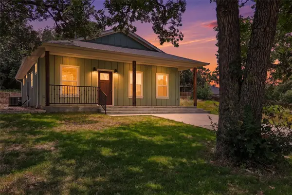 1626 Cree Trl, Kingsland, TX 78639
