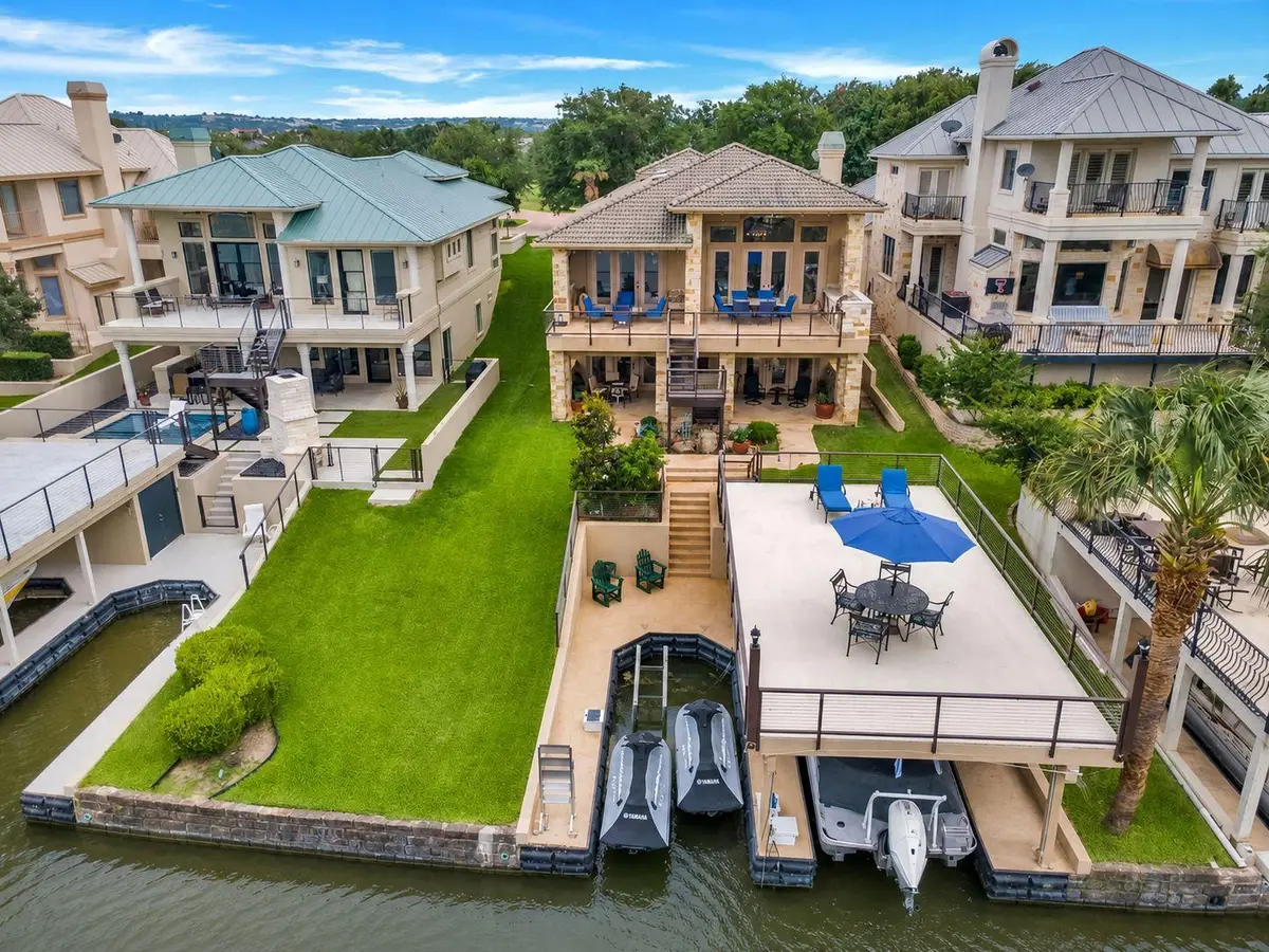 223 Dominion Dr, Horseshoe Bay, TX 78657 - #1