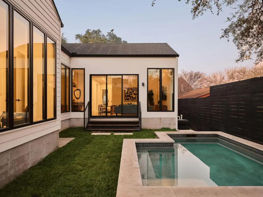 208 El Paso St, Austin, TX 78704 - #2