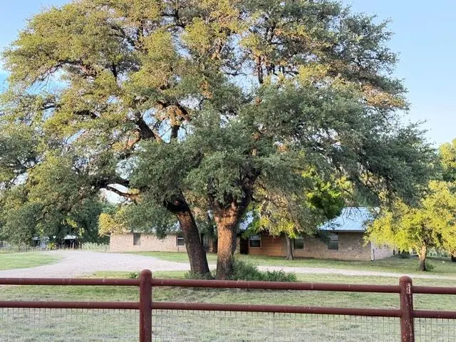 1378 County Road 1045, Lampasas, TX 76550 - #1