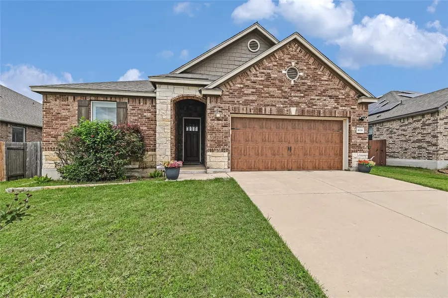 1008 Estes Park, Taylor, TX 76574 - #2