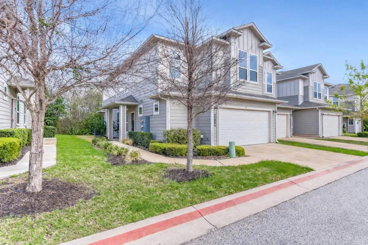 1719 Roseburg Dr, Austin, TX 78754 - #1