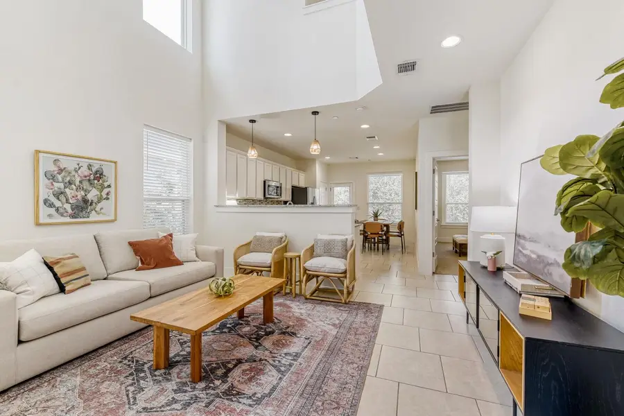 1719 Roseburg Dr, Austin, TX 78754 - #3