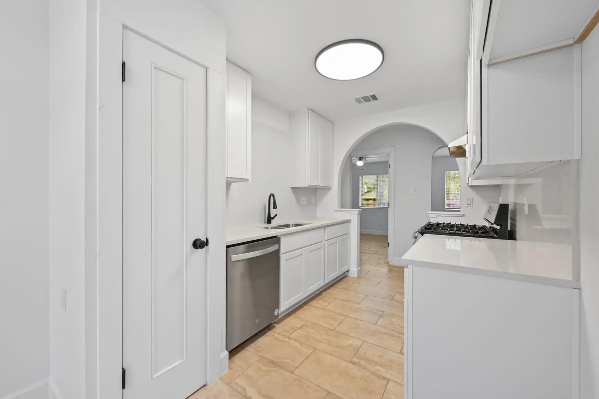 11508 Swearingen Dr, Austin, TX 78758 - #1