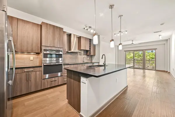 3600 S Lamar Blvd #213, Austin, TX 78704