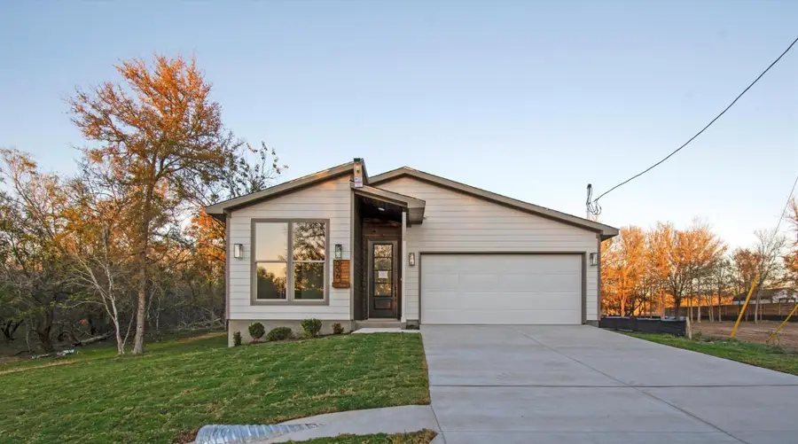 336 Nene Ln, Bastrop, TX 78602 - Image #2