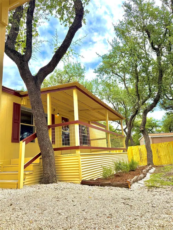 163 Quail Run St, Canyon Lake, TX 78133